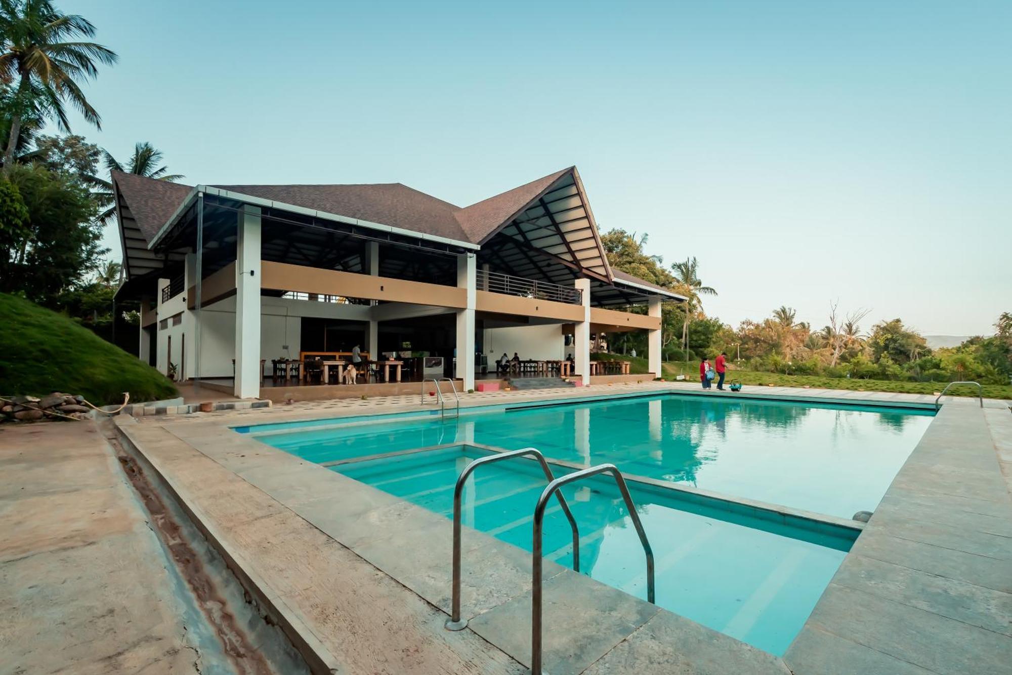 Commune18 Spa Resorts Chikmagalūr Exterior foto