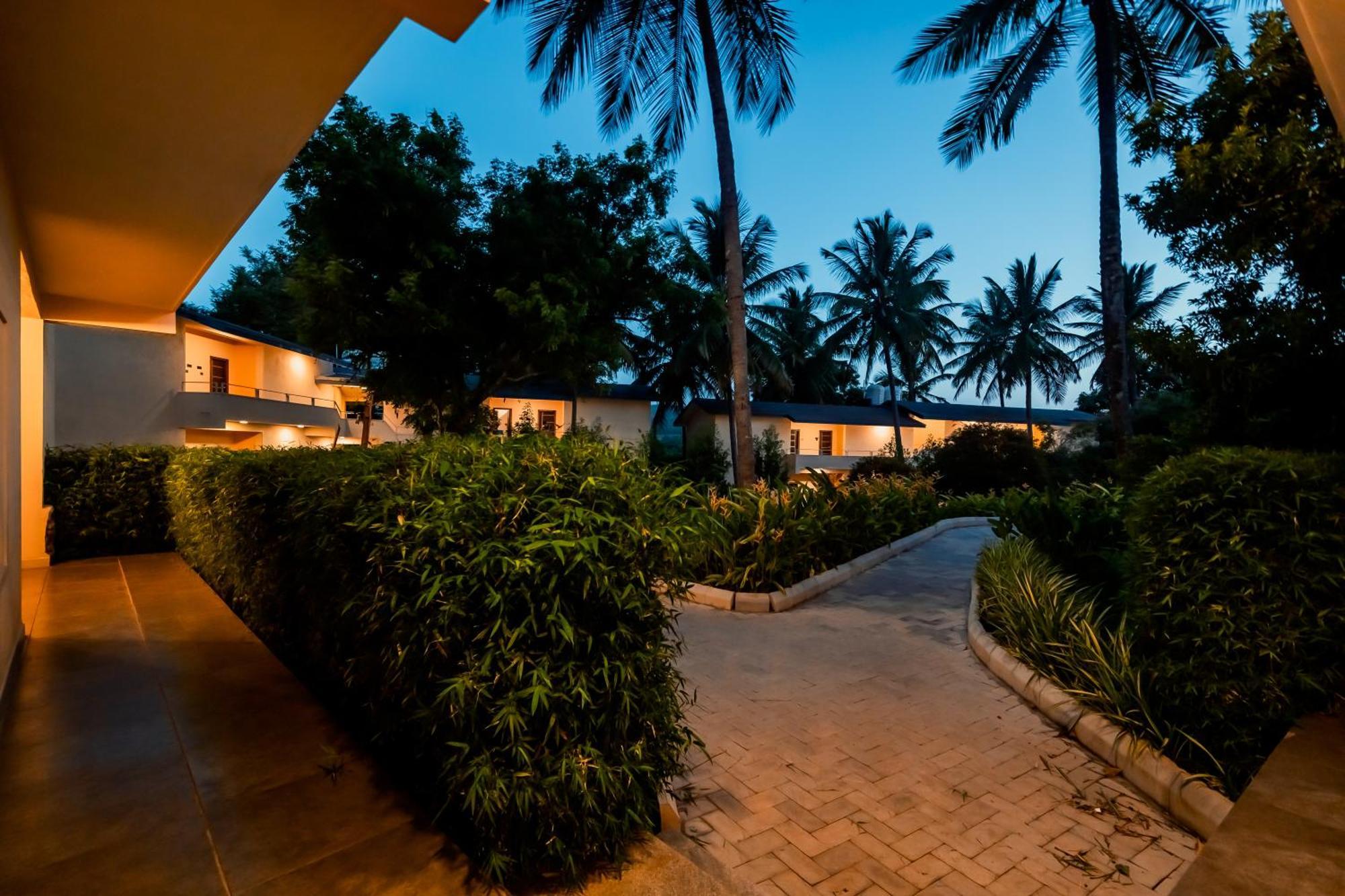 Commune18 Spa Resorts Chikmagalūr Exterior foto